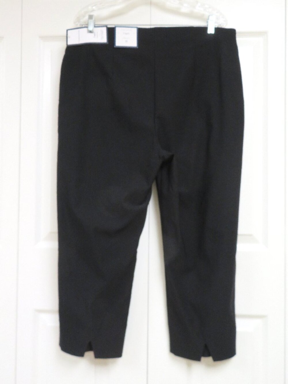 Charter Club 16 Chelsea Pull-On Capri Pants Black Solid